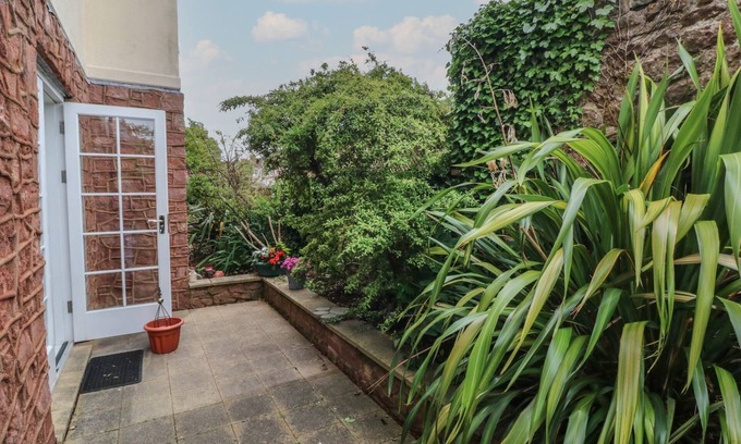 Minehead Cottage | ARCHIE'S, pet friendly, country holiday cottage in Minehead