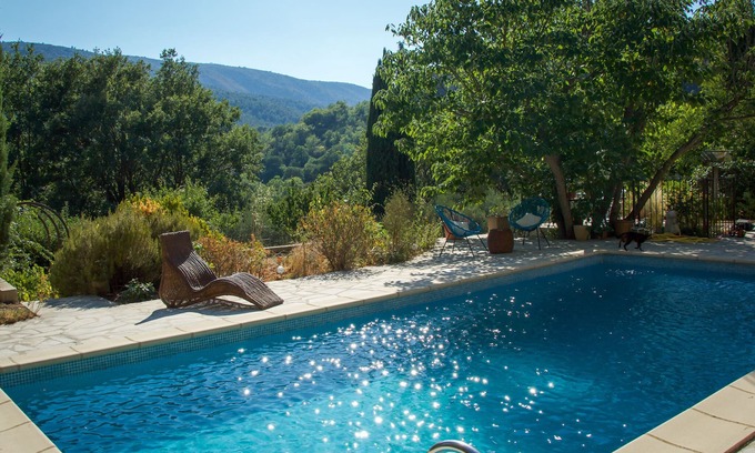 Menerbes House | Architect-Designed Retreat in Ménerbes with Private Pool