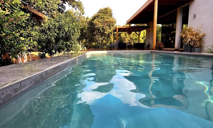 Cirendinu Villa | Architect-Designed Villa with Jacuzzi & Ocean Views in Pinarello