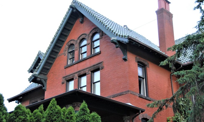 Downtown Minneapolis House | Elegant Architect's Brownstone Mansion with Garden & Porch