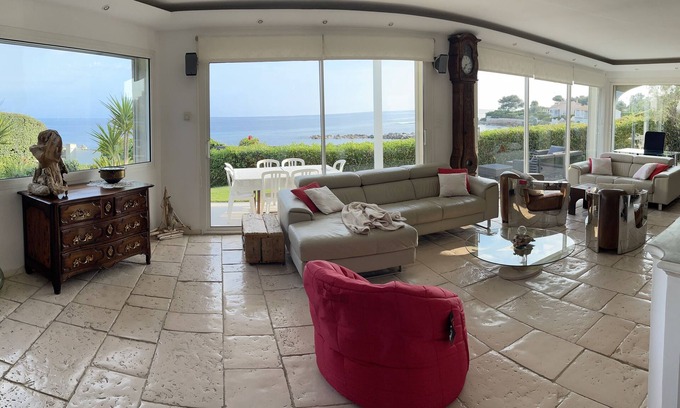 Carry-le-Rouet House | Architect's Villa: Oceanfront Retreat with Pool & Spa