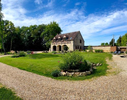 Dormelles House | Discover Les 3 Arches de Dormelles - Rated 9.4/10, Family-Friendly