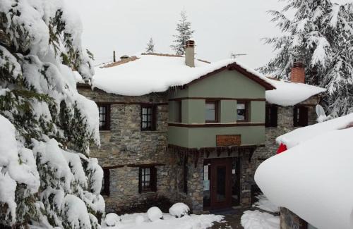 Aghios Athanasios Hotel | Experience Archontiko Tarsouna: Guest Rated 9/10 with Hot Tub