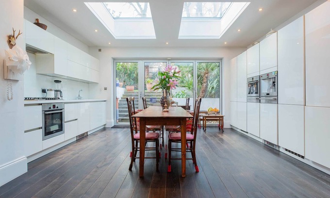 Hillrise House | Discover Archway Grand: Ideal Stay with Kitchen Amenities