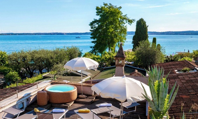 Sirmione Old Town House | Discover Arcimboldo House: Family-Friendly Retreat with Spa