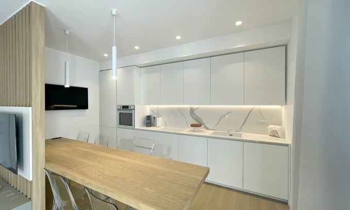 Alba Apartment | Experience Comfort at Arcioun Suite Apartment Via Bellaria