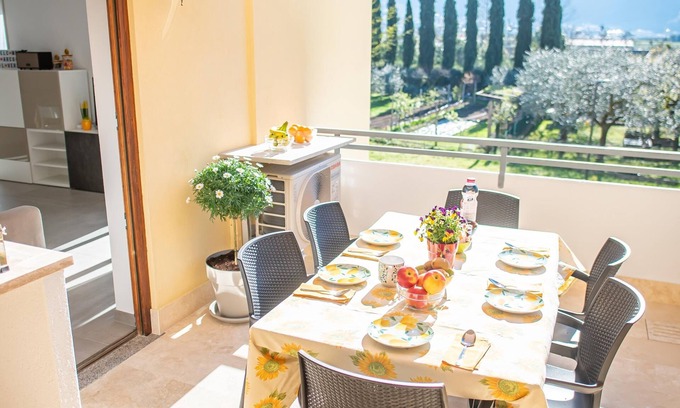 Arco Apartment | Cozy Arcolovers Apartment with Terrace and Spa Amenities