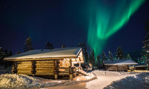 Saariselka Ski Chalet | Pet-Friendly Arctic Log Cabins with Pool & Child Amenities