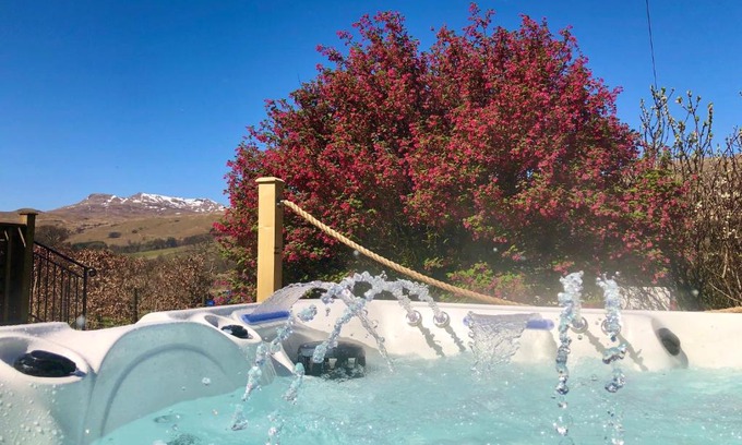 Killin House | Discover Ardchyle House: A 4-Star Family Retreat