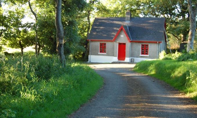 Ballinful House | Child-Friendly Retreat at Ardtarmon Gate Lodge