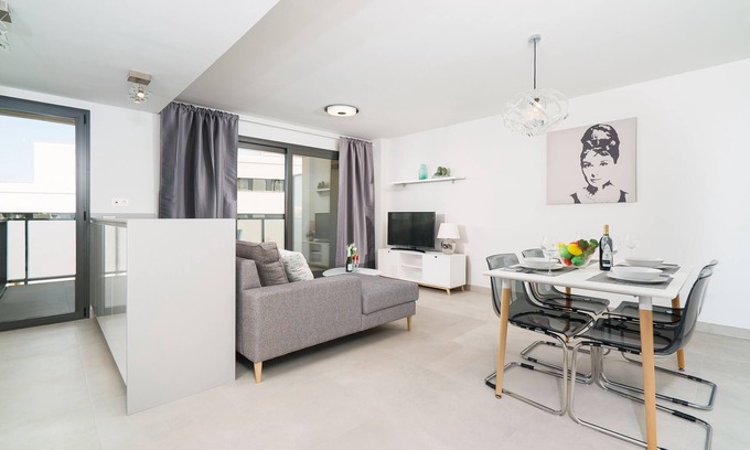 Platja de l'Arenal Apartment | Discover Arenal Dream II: Oceanfront Retreat in Javea
