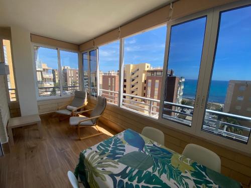 Los Arenales del Sol Apartment | Pet-Friendly Haven at Arenales Sol y Playa Les Dunes