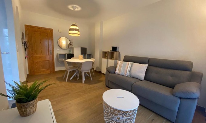 Els Arenals del Sol Apartment | Discover Arenales Sol y Playa Galatea I with Ocean Views