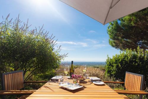 Sankt Martin Hotel | Explore Arens Hotel: Pet-Friendly Stays Await You