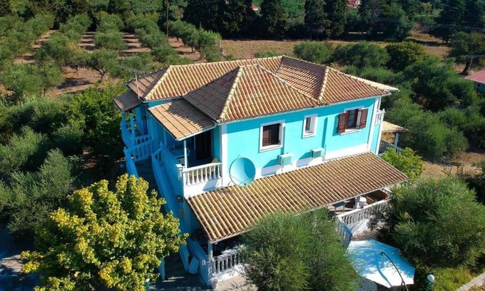 Vasilikos Apartment | Budget-Friendly Stay at Areti Orfeas Studio with Great Reviews