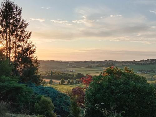 Argagnon Bed & Breakfast | Cozy Argagnon 64: Private Rooms with High Guest Ratings