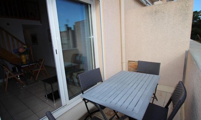Argeles Plage Apartment | Cozy Argelès-sur-Mer T2 with Terrace Steps from the Beach