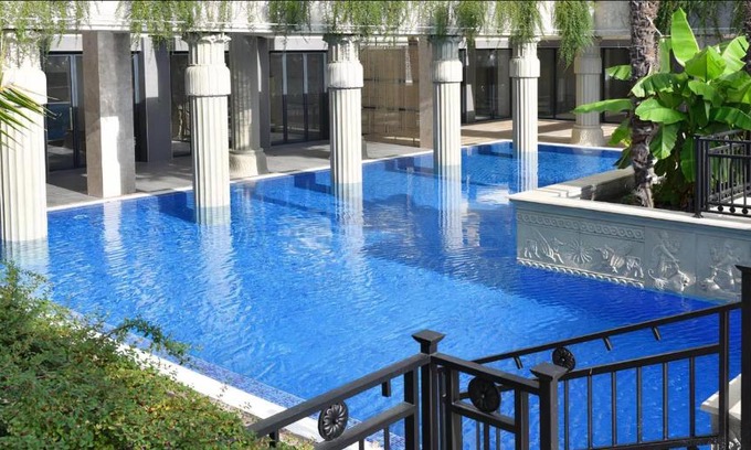 Golden Sands Apartment | Argisht Luxury Apartment 4 Pools