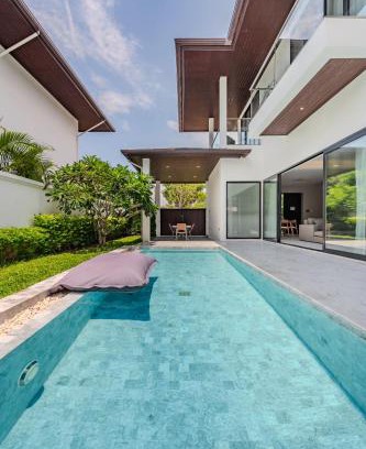 Huai Yai Hotel | Explore Argo Pattaya Resort and Villas: Oceanfront Getaway