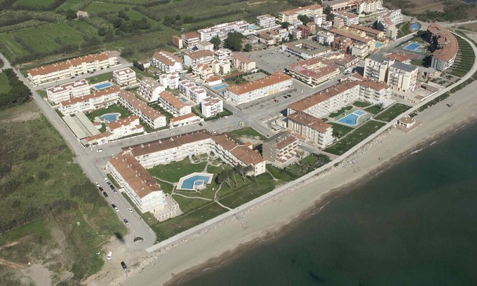 Els Griells Apartment | Discover ARGONAVIS 317: Pet-Friendly Oasis with Ocean Views