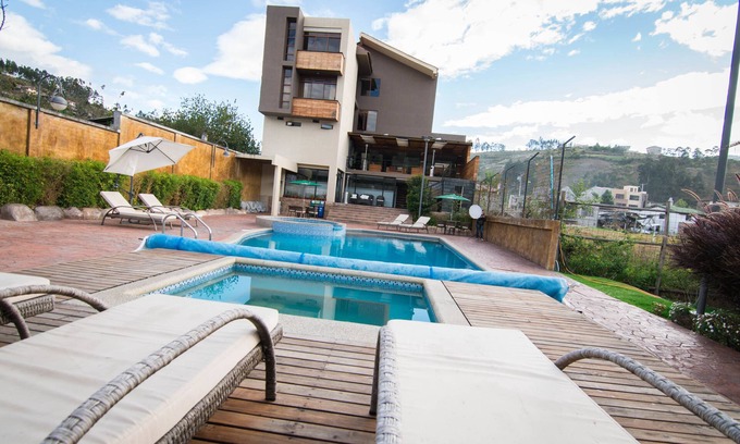 Gualaceo Hotel | Relaxing Retreat at Arhaná Hostería Resort with Spa & Pool