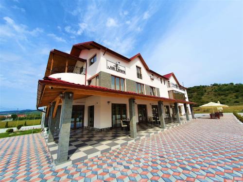 Caseiu House | Discover ARI EVENTS: Ideal for Families and Accessible Stay