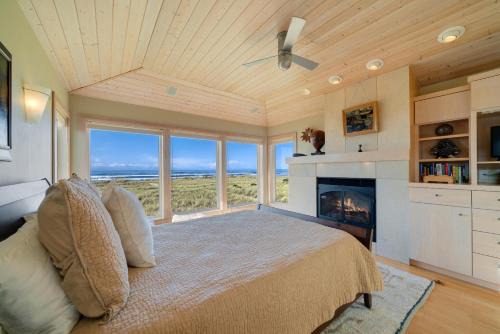 Manzanita House | Discover Aria MCA#369: Family-Friendly with Breakfast Included