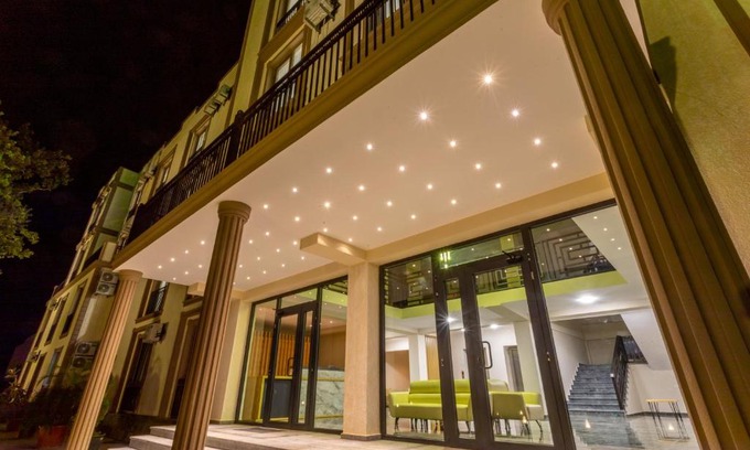 Tsqaltubo Hotel | Discover Aria Resort & Spa: Oceanfront Bliss Awaits