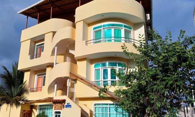 Puerto Ayora Bed & Breakfast | Discover Ariana's Galapagos Hostal: Spa and Family-Friendly