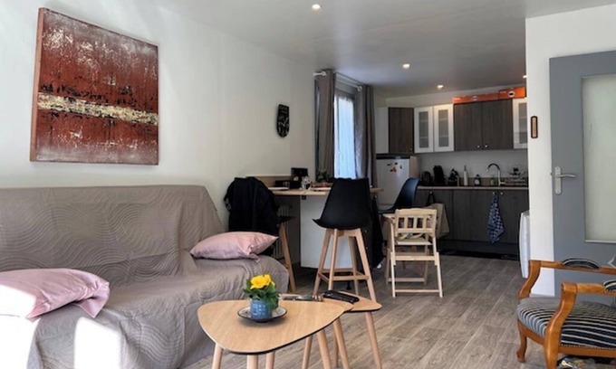 Couflens Apartment | Ariège calm change of scenery mountain rest hiking pets welcome