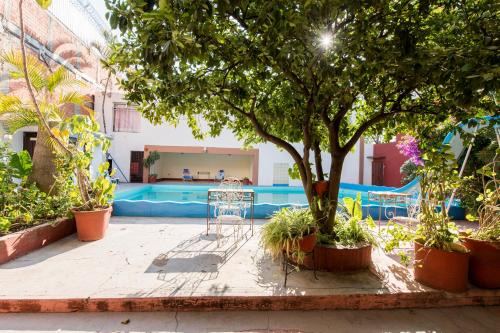 Oaxaca Hotel | Discover Arisa: Family-Friendly Hotel with Pool Amenities