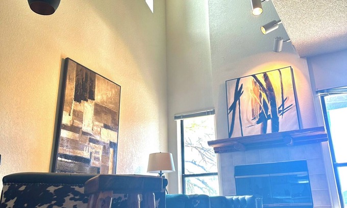 Show Low Condo | Experience a Mountain Retreat in Arizona's White Mountains