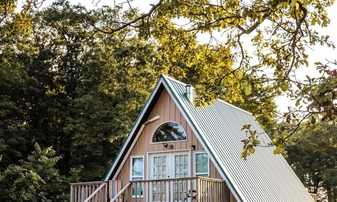Harrison Cabin | Arkansas A-Frame creates cozy, comfortable memories for years to come.