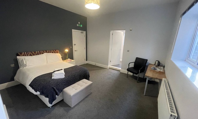 Basingstoke Hotel | Family-Friendly Arlan House in Basingstoke - Room 16
