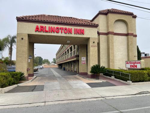 Riverside Hotel | Family-Friendly Arlington Inn: Ideal for Relaxing Getaways