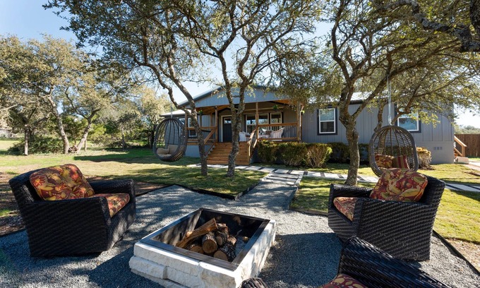 Austin House | Cozy Hill-Country Haven with Pet-Friendly Amenities
