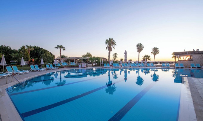 Kemer Resort | All-Inclusive Bliss at Armas Gul Beach with Ocean Views