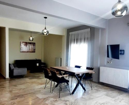 Ierissos Apartment | Family-Friendly Retreat at Armenos - Rated 9.1 by Guests