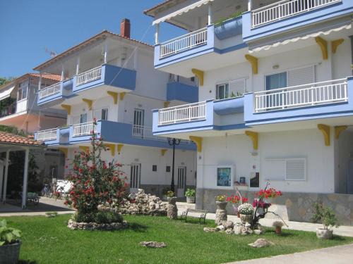 Asprovalta Hotel | Guest Favorite: Family-Friendly Armiriki Rooms Await You