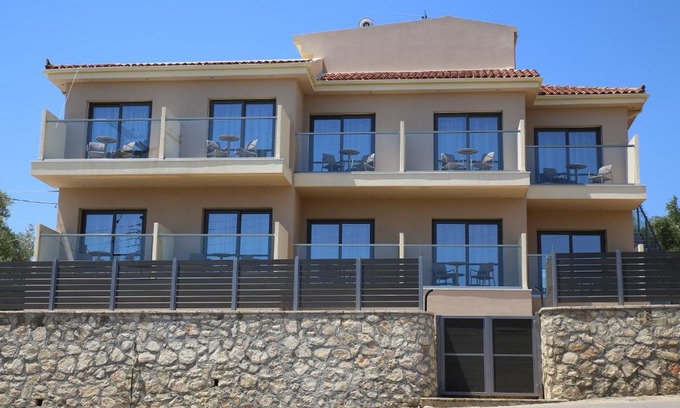 Laganas Hotel | Discover Armonia Rooms: Family-Friendly with a Pool