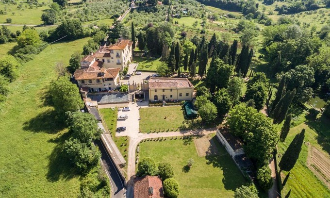 Careggi Rifredi Bed & Breakfast | Experience Armonie di Villa Incontri B&B: Pet-Friendly Bliss