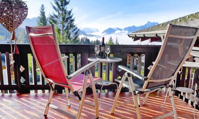 Villars-sur-Ollon Apartment | Scenic Armorial II Apartment with Spa & Lake View