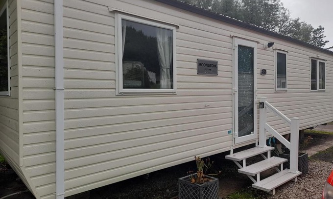 Longridge Resort | Pet-Friendly Arnies Place at Beacon Fell with Ocean View