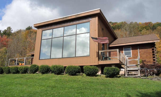Oneonta House | Arnoldson House - Modern Retreat with Scenic Hill Views