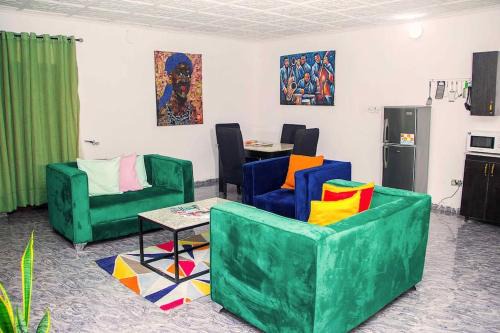 Alimosho Apartment | Child-Friendly ARO 2BD Studio Flat in Abule-Egba, Lagos