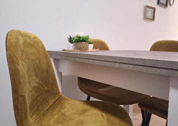 Lechago Apartment | Experience Aromas del Jiloca: Guest Rated 9.8, Family-Friendly