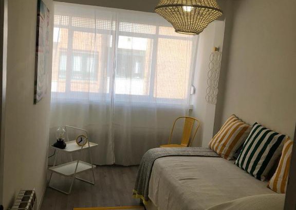 Las Campas y San Claudio Apartment | Inviting Arquitecto Tioda 6 Apartment: Child-Friendly Stay