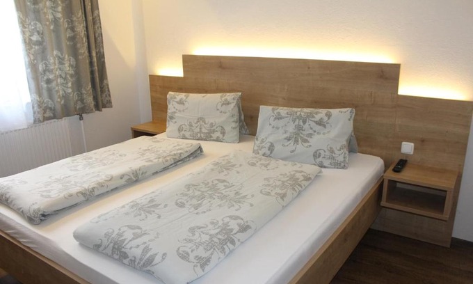 Sankt Martin Hotel | Pet-Friendly Retreat at Arrahof with Restaurant & Family Perks