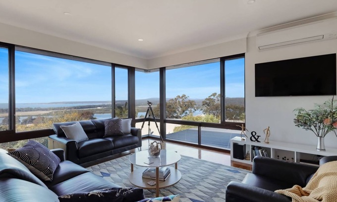 Merimbula House | Arrawong - Amazing Views!