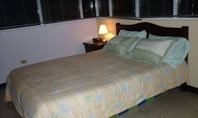 Engativa Apartment | Independent Furnished Studio with Kitchen Amenities